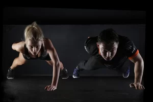Home Effectieve lichaamsgewichtoefeningen om thuis kracht en conditie op te bouwen zonder fitnessmateriaal.